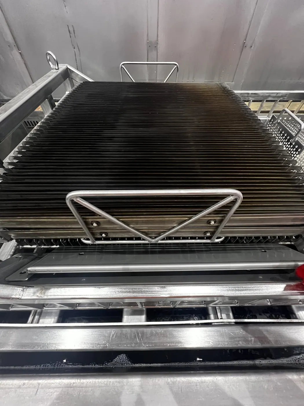 Fouled resistor grid loaded on the EVS 1500-PL platform
