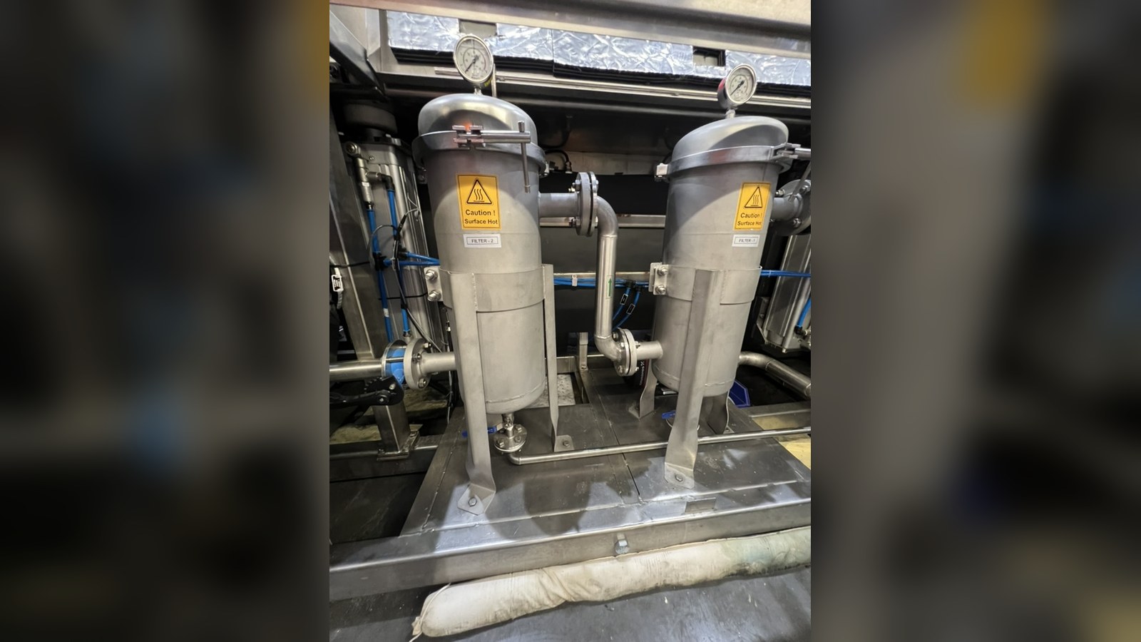 Industrial recovery tank with staged filtration