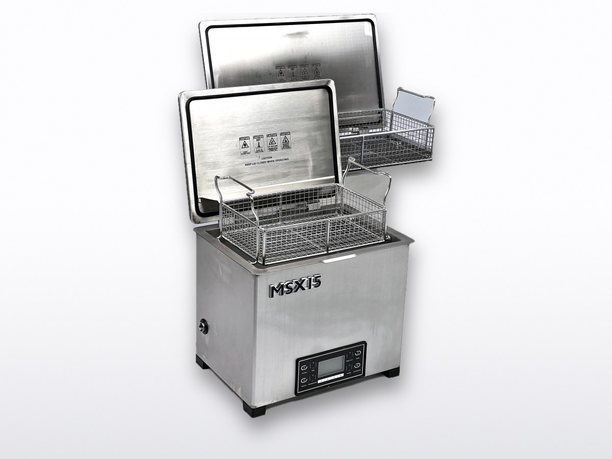 Misonics MSX 15 and MSX 30 benchtop ultrasonic cleaners, lids open