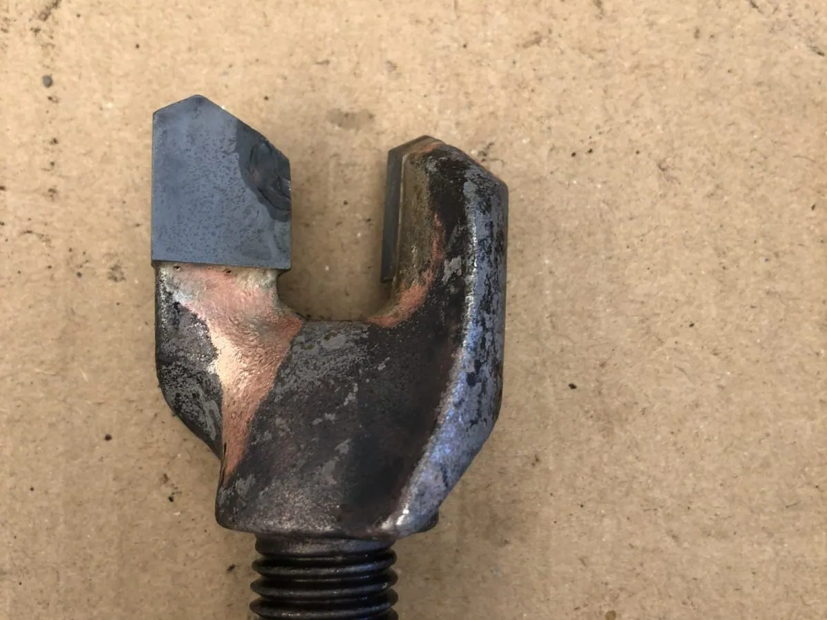 The same pick holder after the cycle