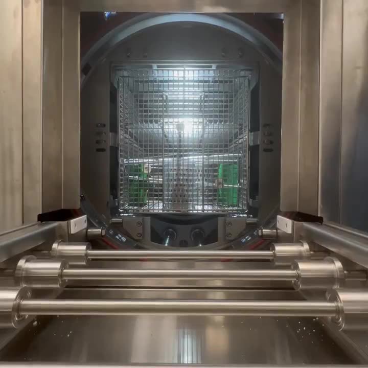 UltraWash 300 chamber door sealed